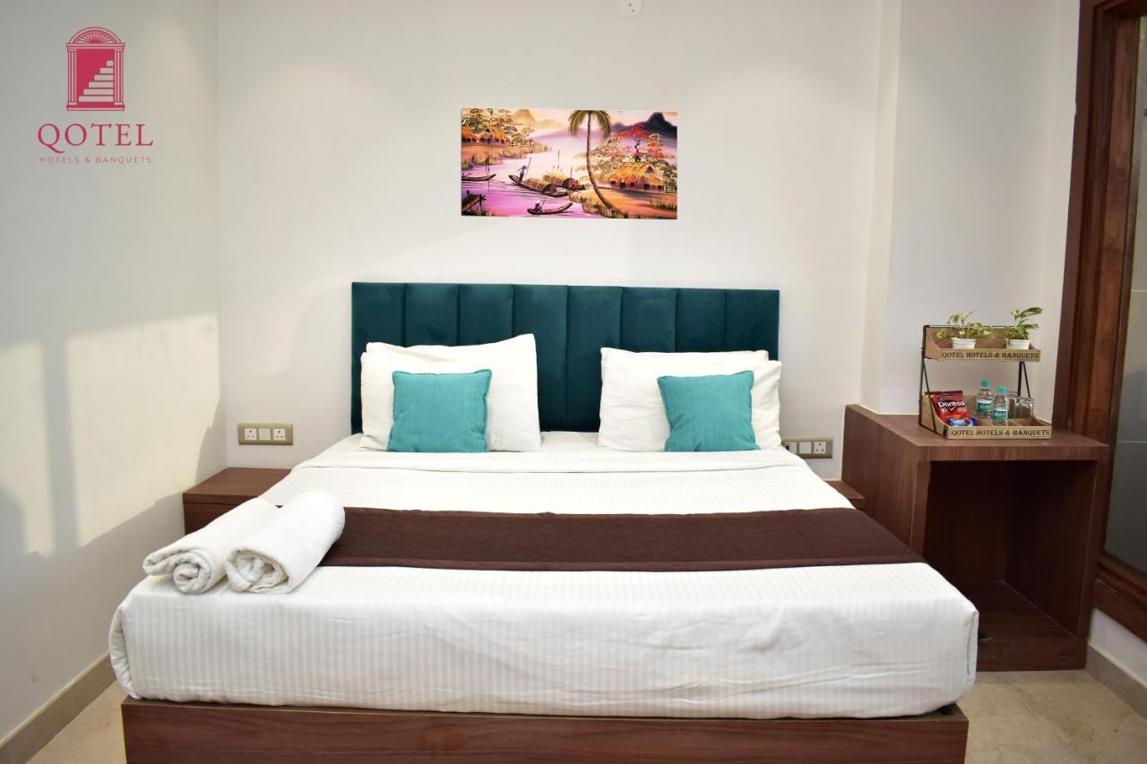 Qotel Hotel Signature Bnb-Ashok Vihar New Delhi Exteriör bild