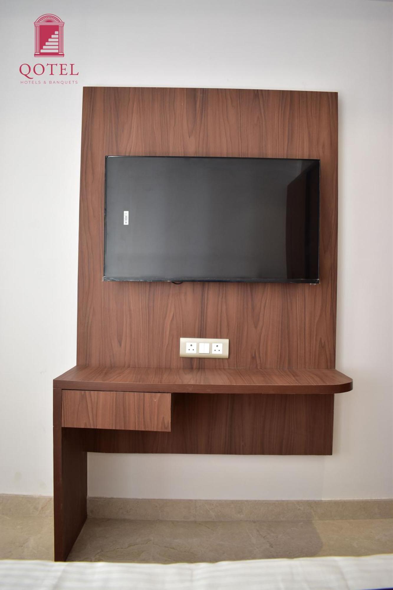 Qotel Hotel Signature Bnb-Ashok Vihar New Delhi Exteriör bild